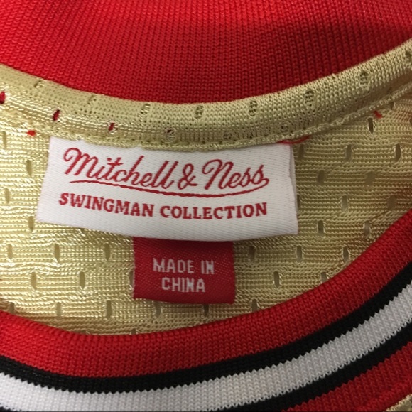 Bulls Scottie Pippen Gold Swingman Jersey Men’s L - Picture 4 of 8